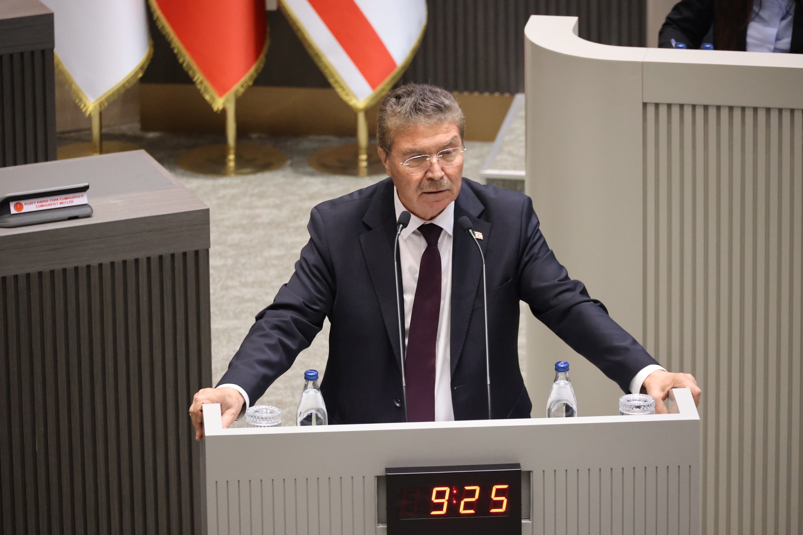 Üstel: Hesap veremeyeceğimiz bir konumuz yoktur, ne benim ne 29 milletvekilimin