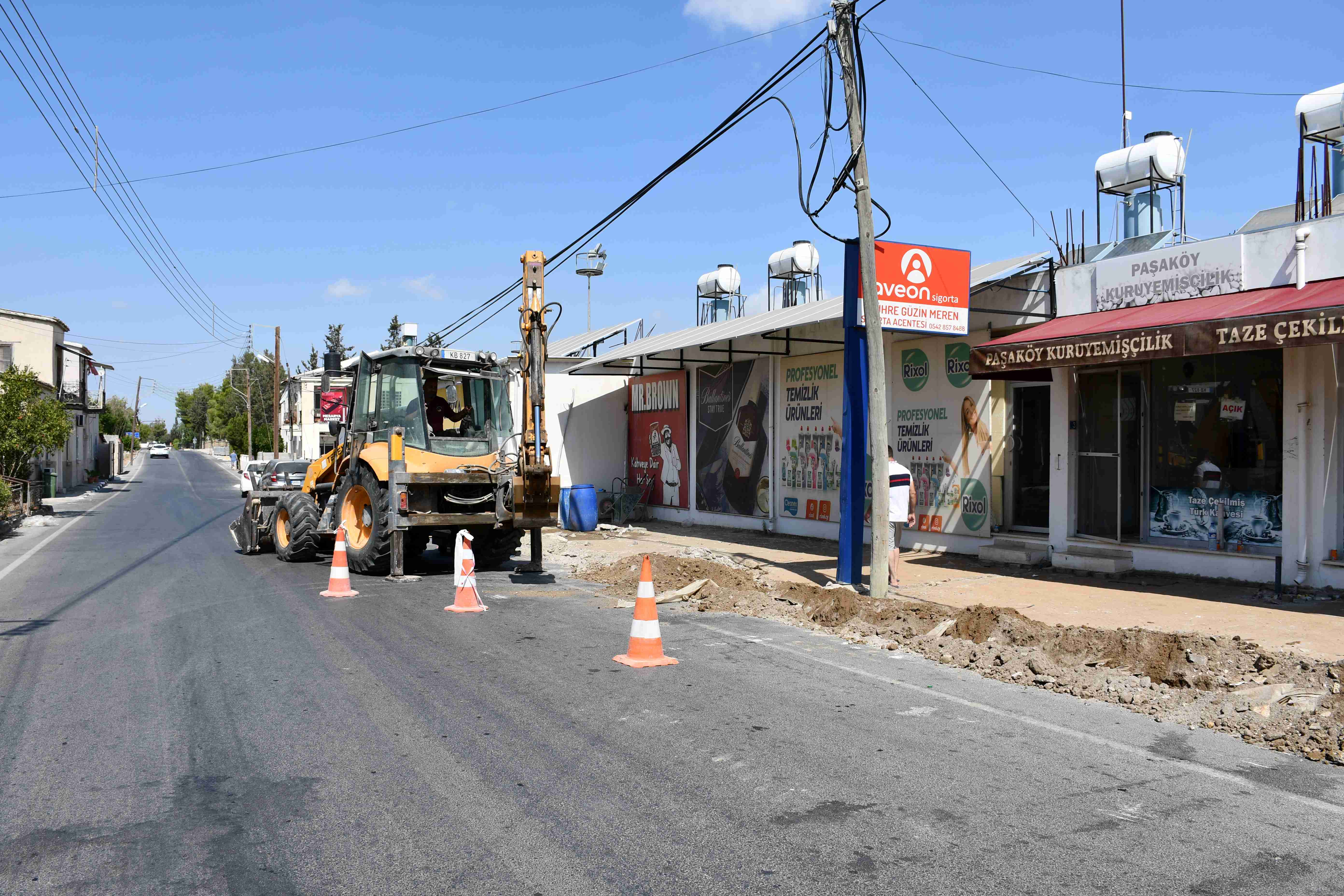 Mesarya Belediyesi kaldırım ve drenaj hattı çalışması başlattı