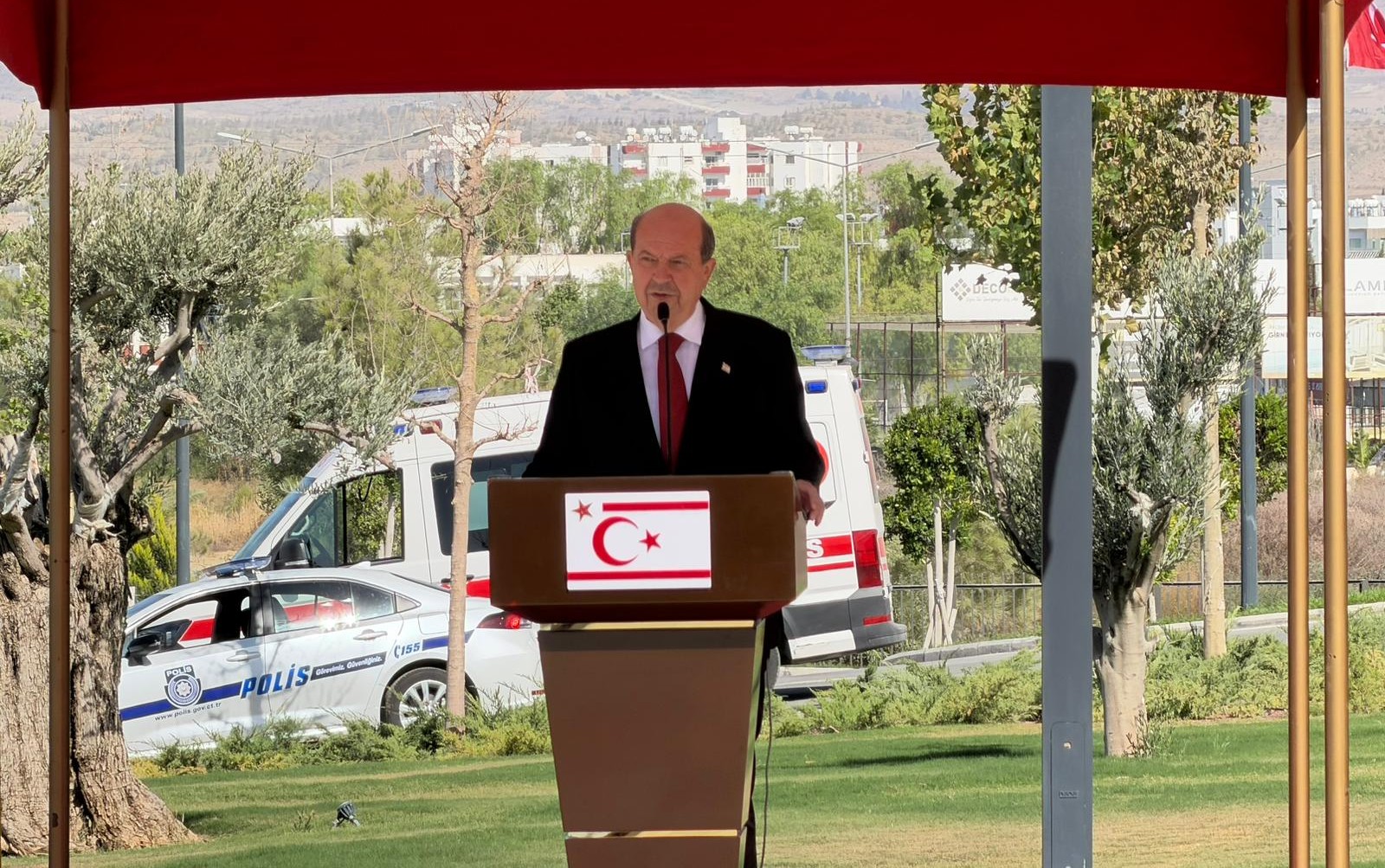 Tatar: Makamlar gelip geçicidir. Kalıcı olan devletimizin bağımsızlığıdır