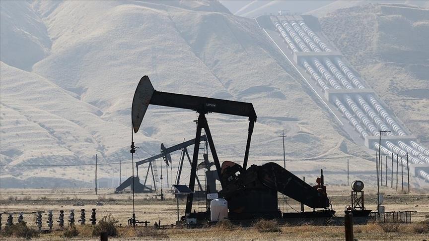 Brent petrolün varili 64,92 dolardan işlem görüyor
