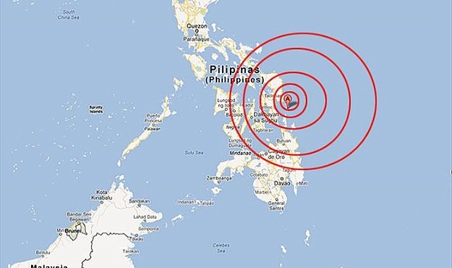 Filipinler'de 7.6 büyüklüğünde deprem: Tsunami uyarısı yapıldı