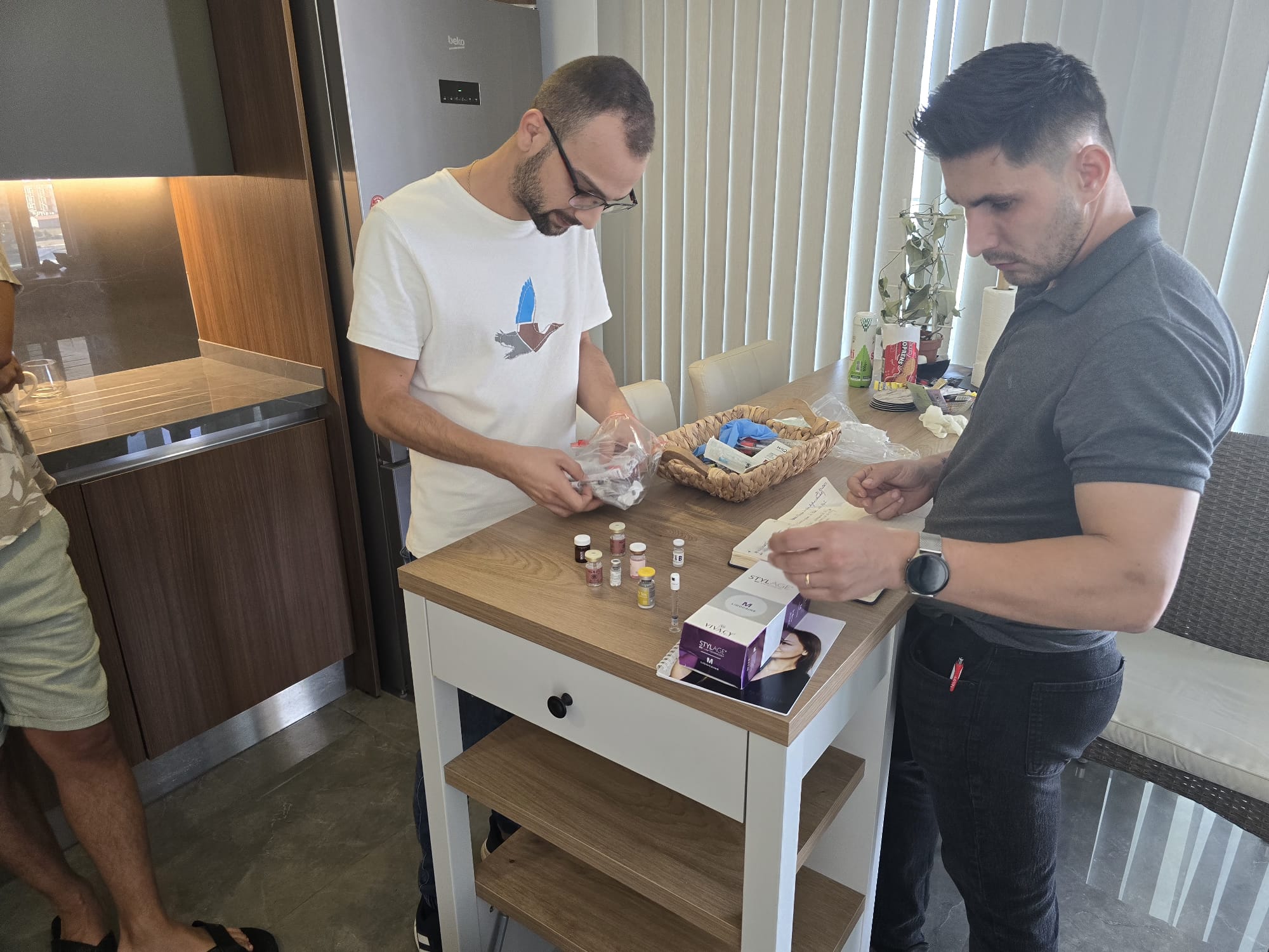 İskele’de kaçak botoksçuya operasyon: Faaliyetleri durduruldu