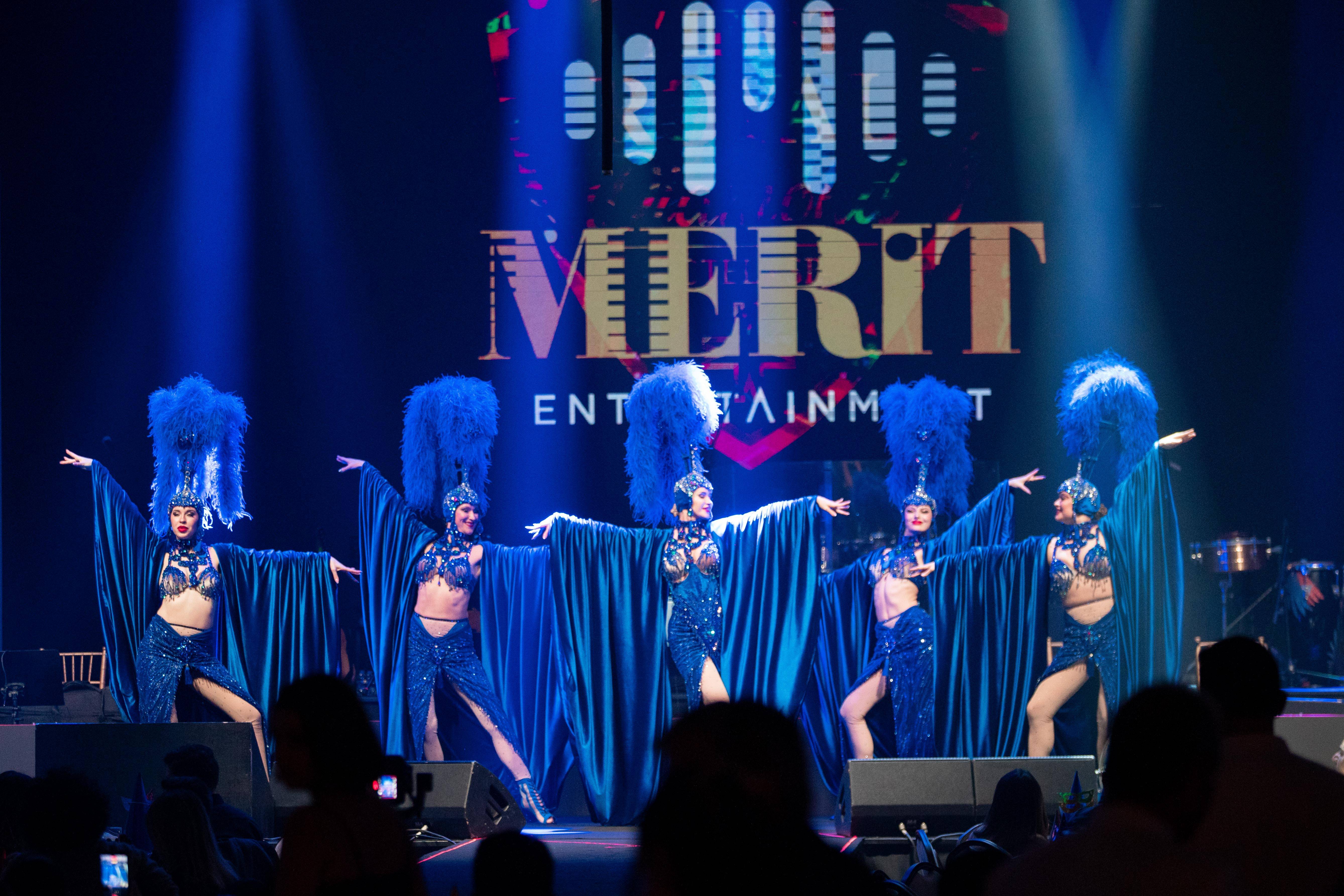 Sibel Can yeni yılı sahnede karşıladı