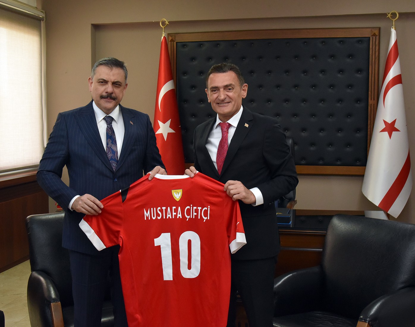 Oğuz, mevkidaşı Çiftçi ile görüştü: İş birliğimiz devam edecek