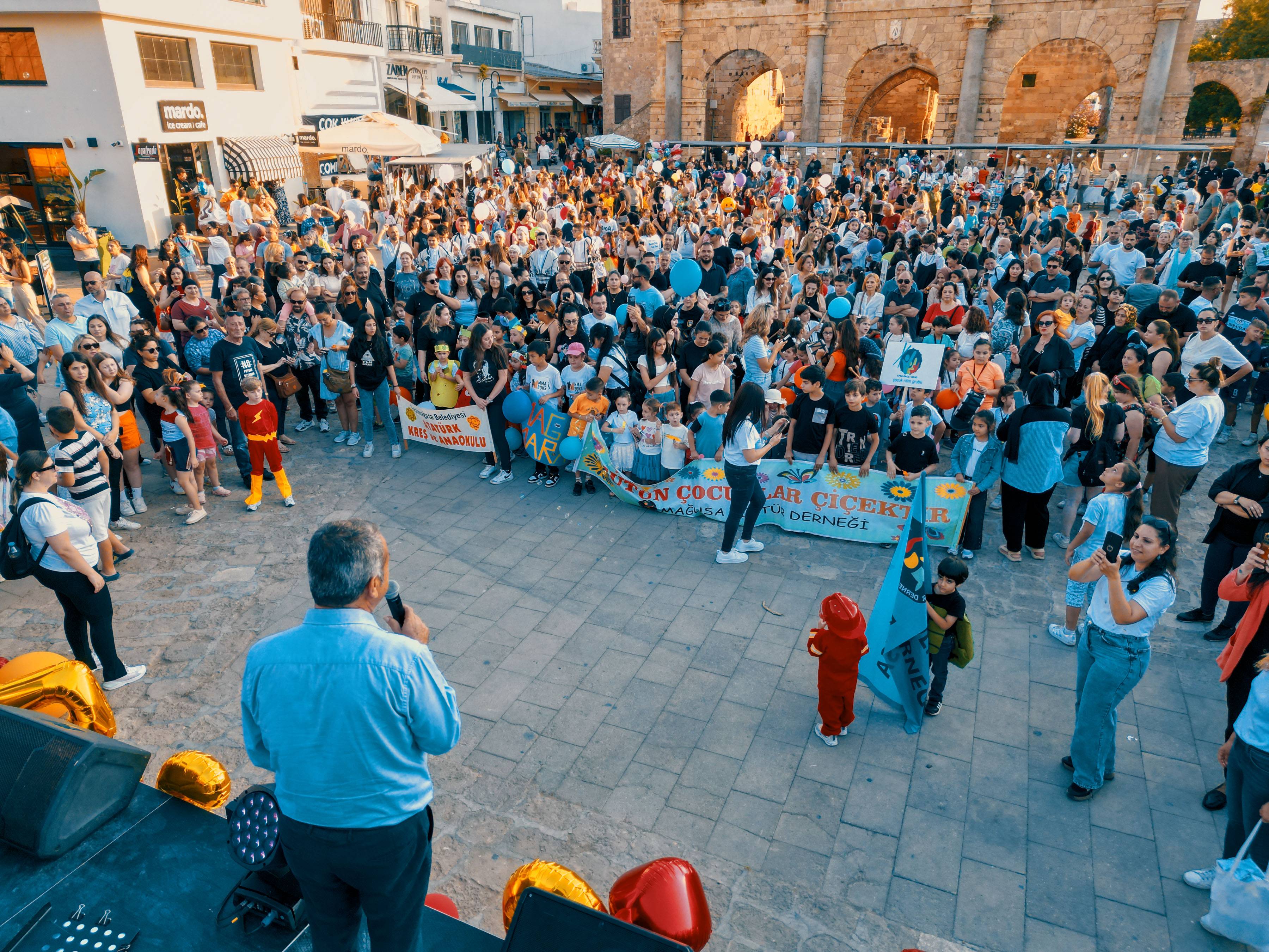 Dünya Çocuk Günü Gazimağusa Kaleiçi’nde kutlandı