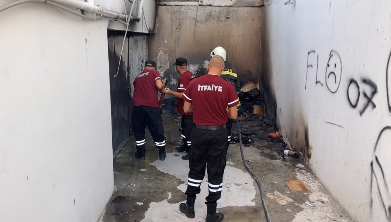 Lefkoşa'da bir mağazanın deposunda yangın!