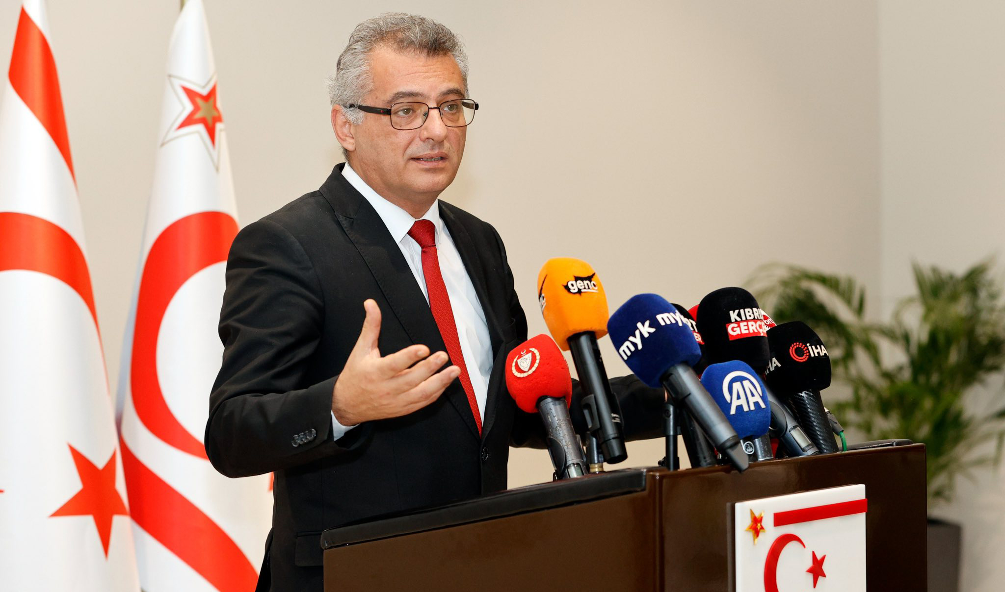 Erhürman: Tüm ekipler sahada, gelişmeleri anbean takip ediyoruz