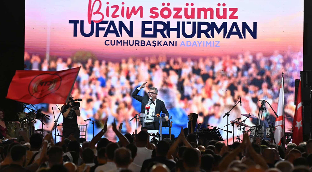 Erhürman: Eskiden kalabalık yok derlerdi, şimdi bayrak yok diyorlar