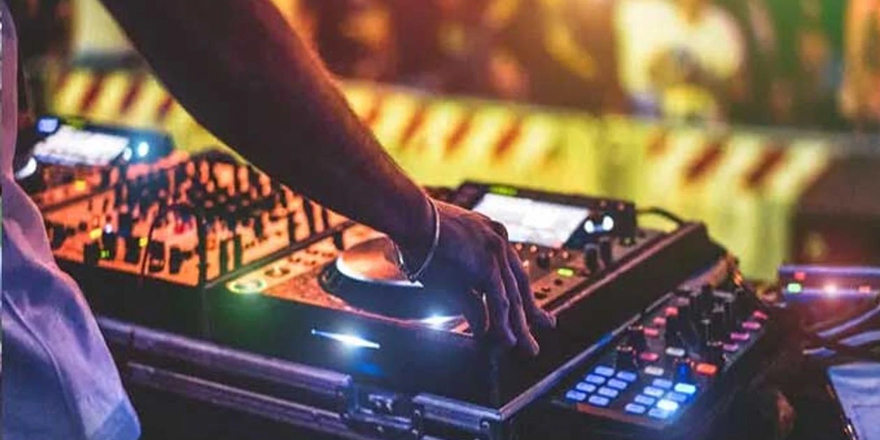 Yılbaşı akşamı için ek izne gerek kalmaksızın müzik izinleri geçerli olacak