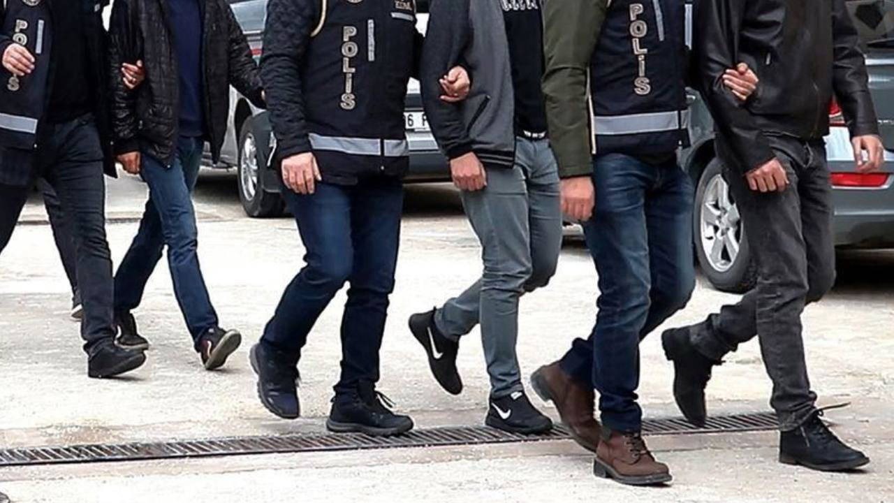 İstanbul'da milyonluk vurgun... Çalıştıkları şirketi dolandırdılar!