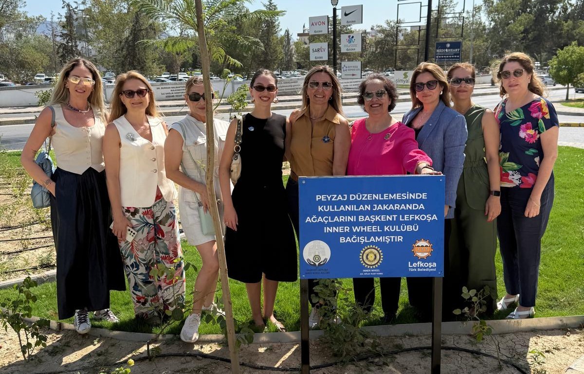 Lefkoşa Inner Wheel Kulübü, peyzaj düzenlemesi için ağaç bağışladı