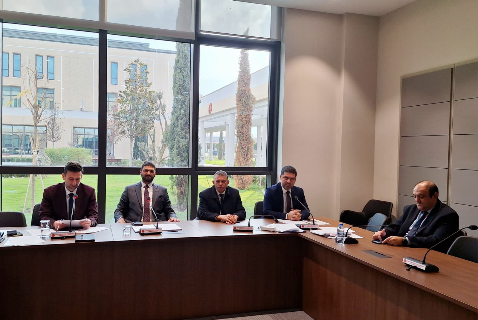 Maaş düzenlemeleri içeren yasa önerisi Genel Kurula sevk etti