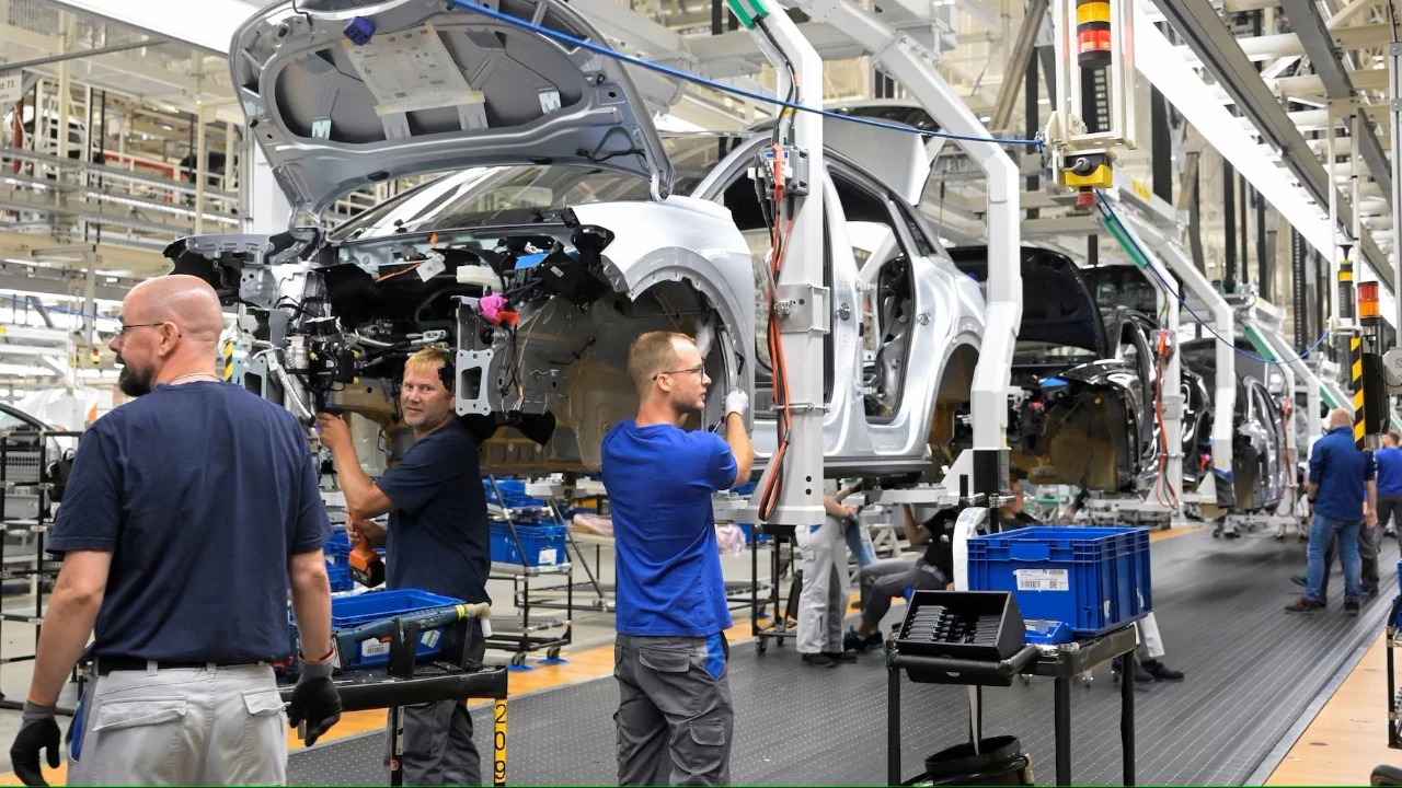 Alman otomotiv sektörü 10 yılın dibini gördü