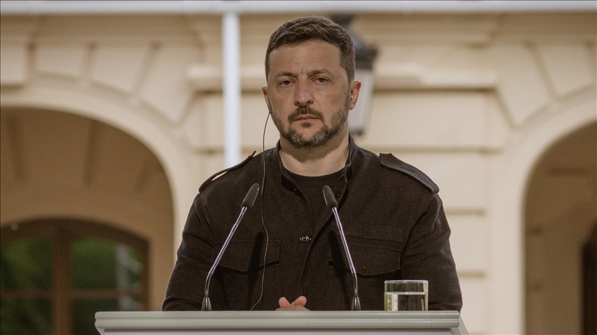 Zelenskiy: Ben perşembe günü Türkiye'de Putin'i bekleyeceğim