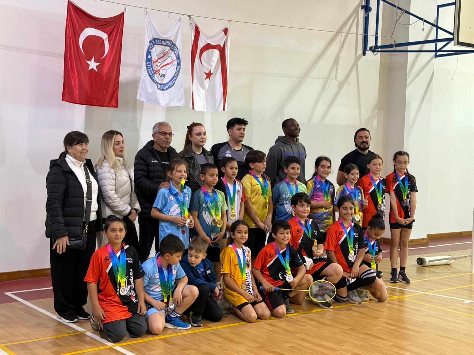 Lefkoşa Badminton Kulübü fark yaratıyor
