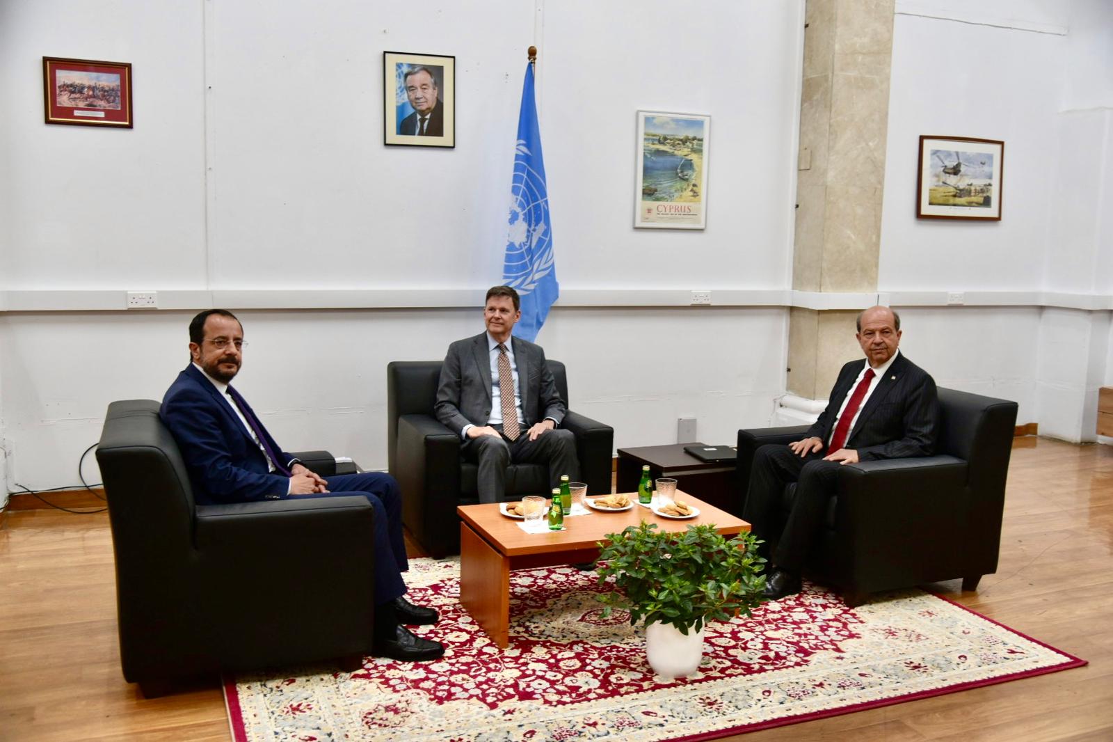 Rum basını: Kıbrıs sorununda yarı kapalı pencere