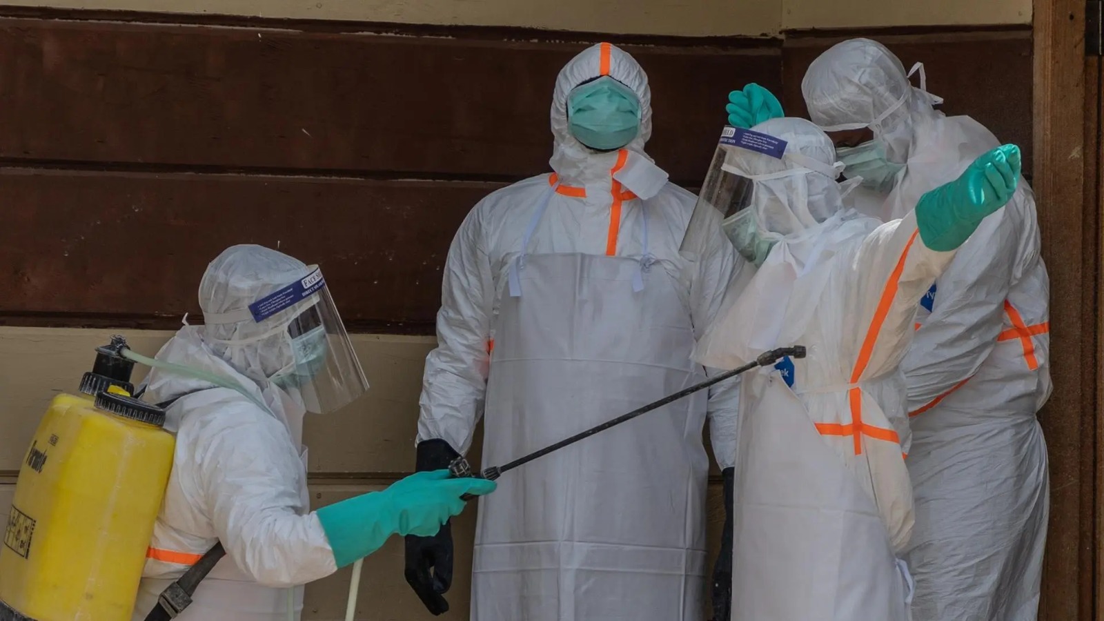 Fransa'da Ebola paniği: 5 kişi karantinaya alındı
