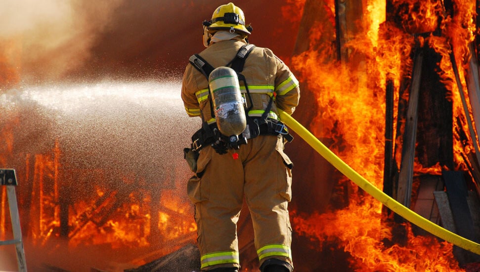 Güney Kıbrıs'ta üç ayrı noktada yangın çıktı…