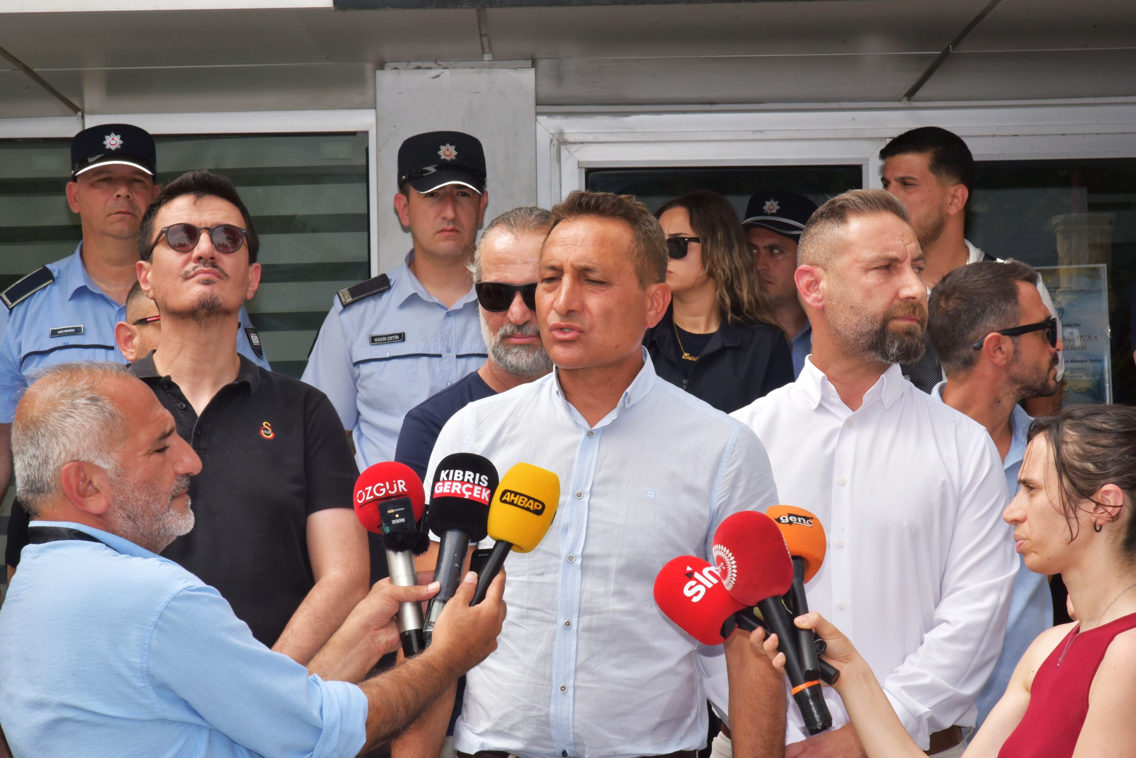 Gökçebel'den çok sert sözler... "Yalancı, yolsuz, hırsız..."