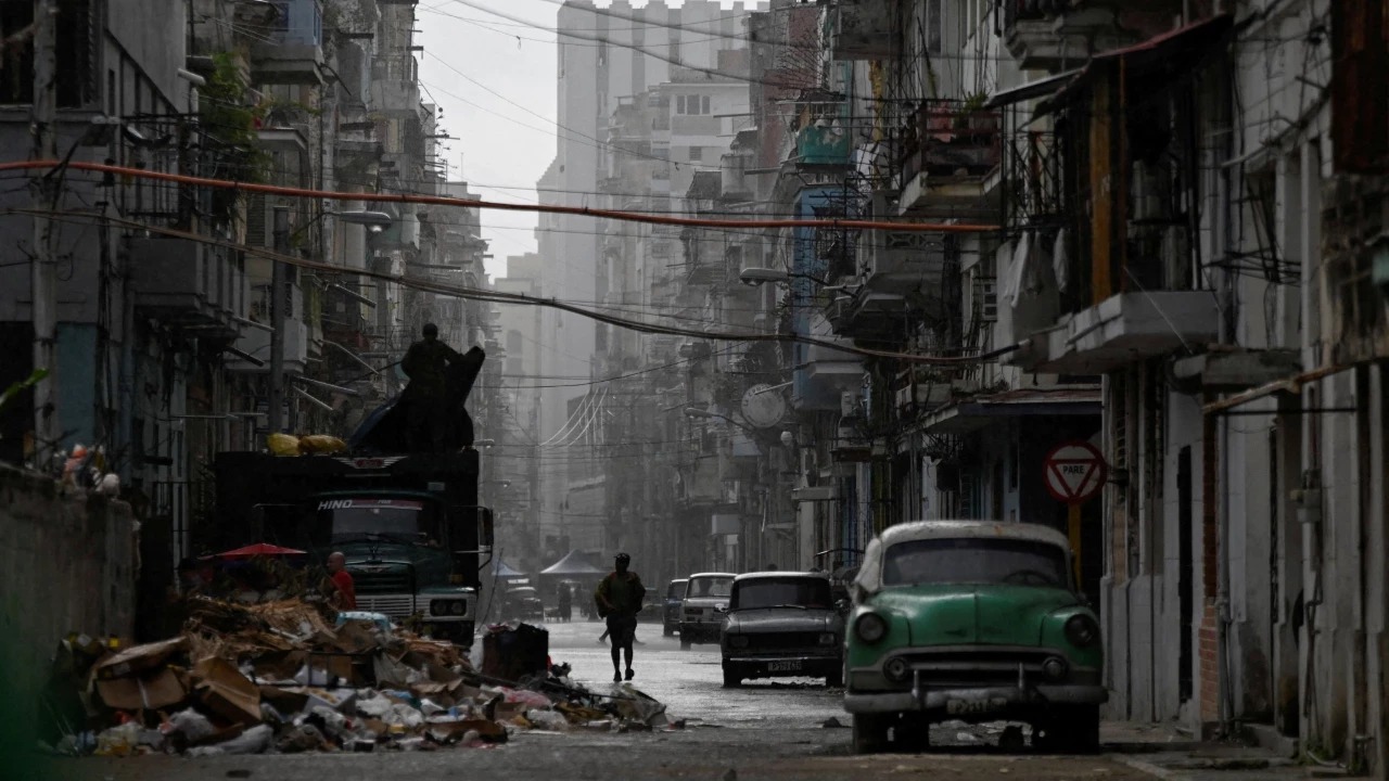 Trump'ın 'ele geçirme' tehdidine meydan okudu