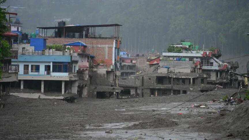 Nepal'deki selde hayatını kaybedenlerin sayısı 270'e çıktı