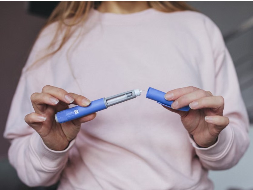 Araştırma: Zayıflama iğnelerini bırakanlar diyet yapanlara göre dört kat hızlı kilo alıyor