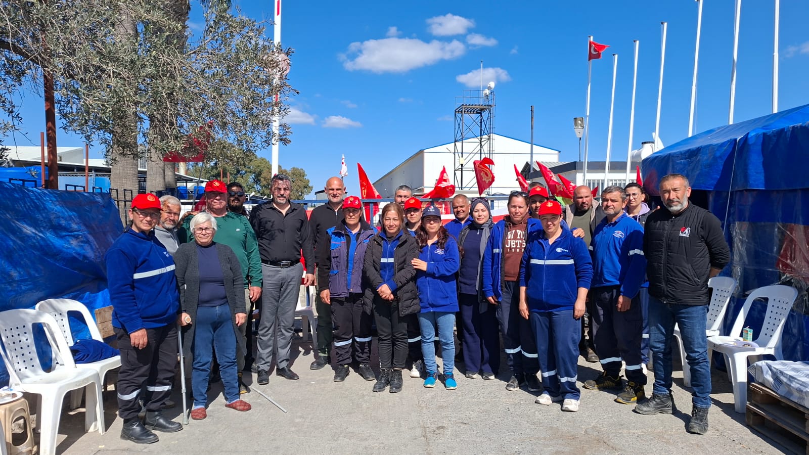 Ektam işçilerinin direnişi 25’inci gününde…  Serdaroğlu’ndan muhalefete yasa çağrısı