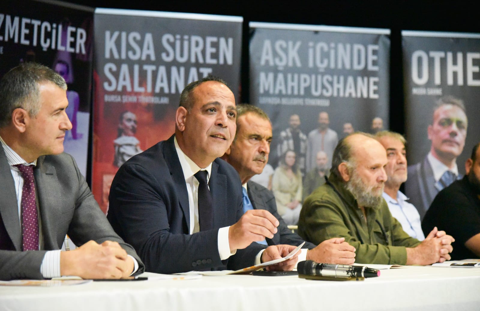 Üç belediye de tiyatroda buluşuyor: 21. Kıbrıs Tiyatro Festivali başlıyor