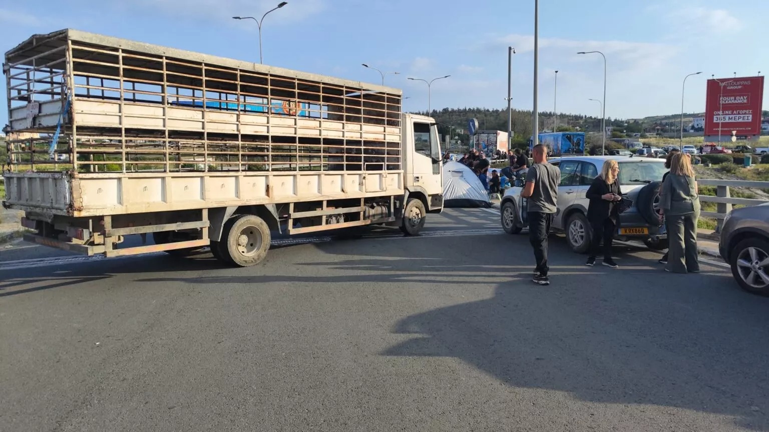 Şap hastalığı: Rum hayvancılar Rizoelia çemberini kapattı...