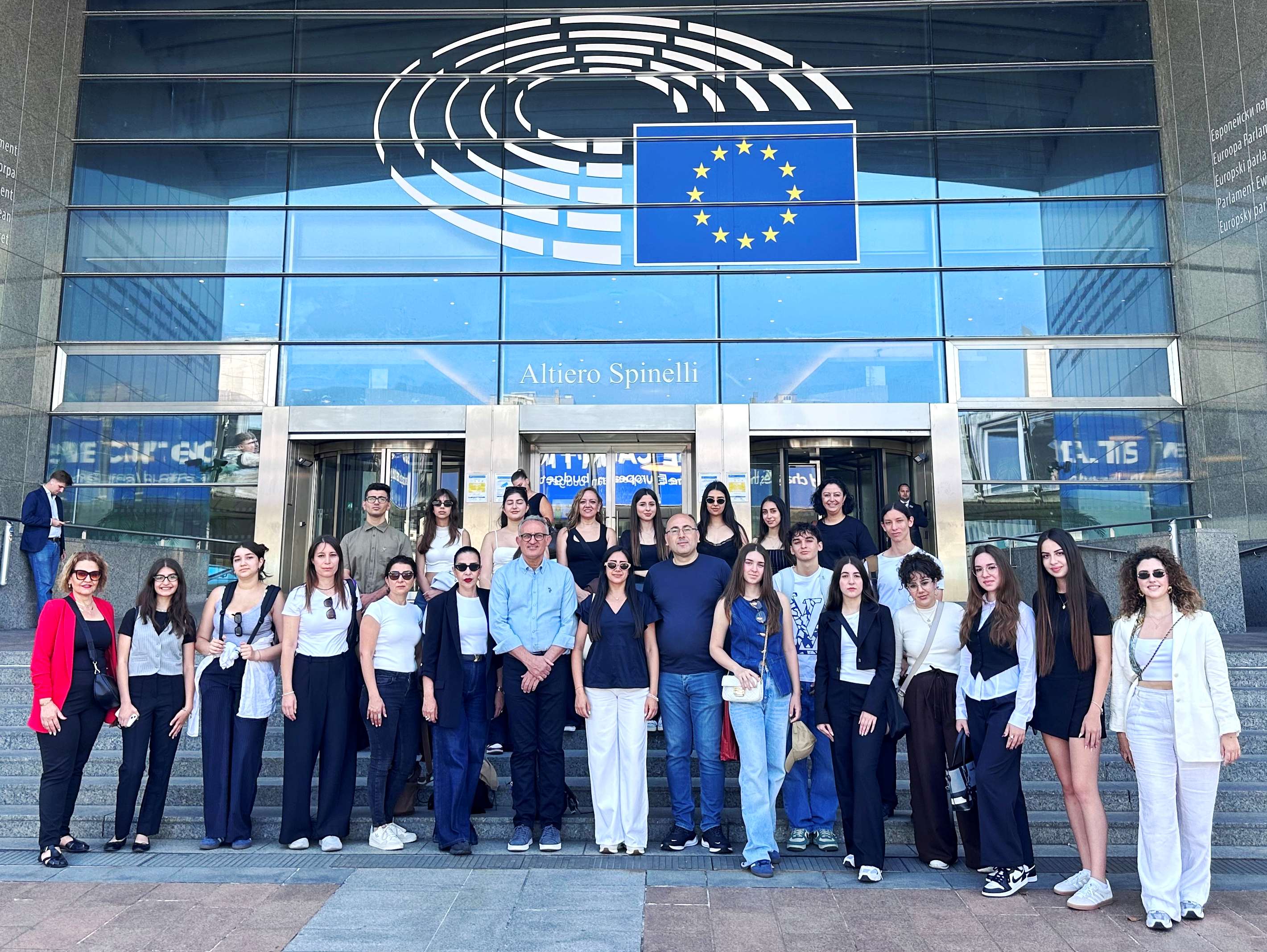 19 Mayıs TMK'dan Avrupa Parlamentosu'na ziyaret