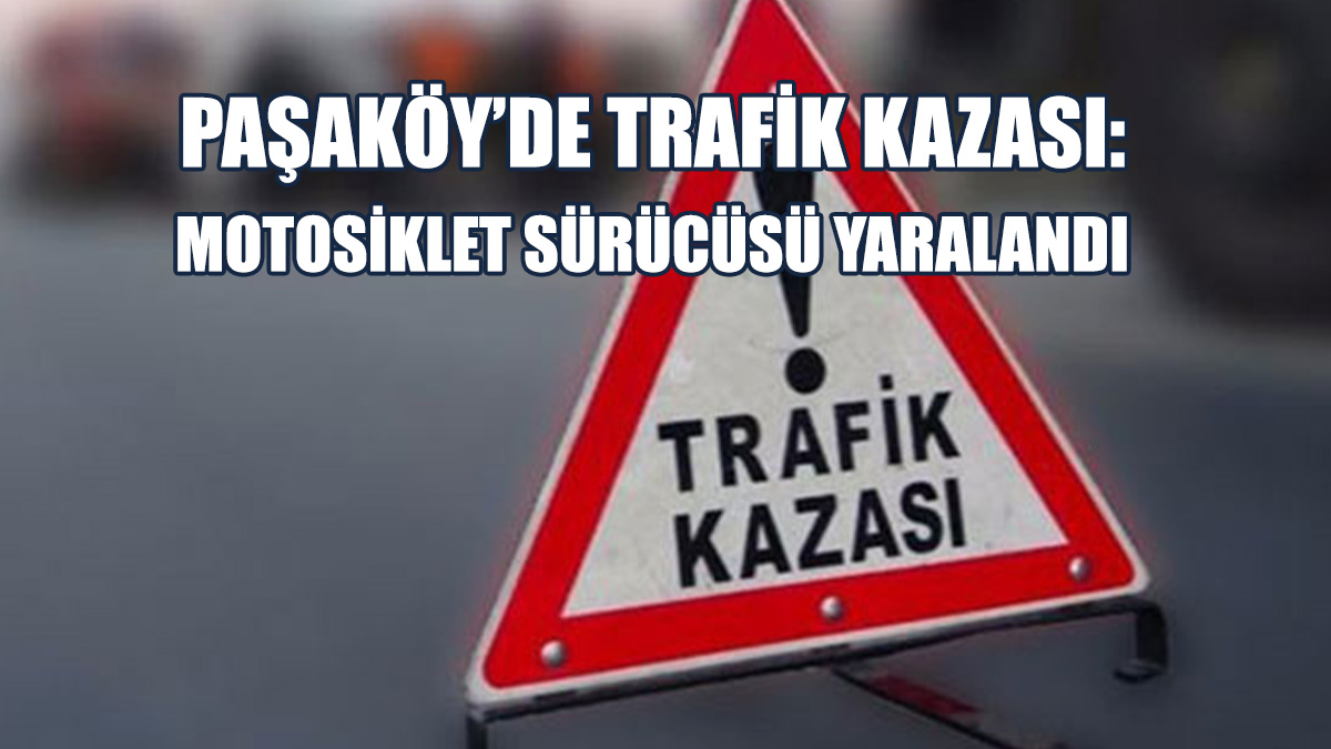 Traktör İle Motosikletin Önünü Tıkadı