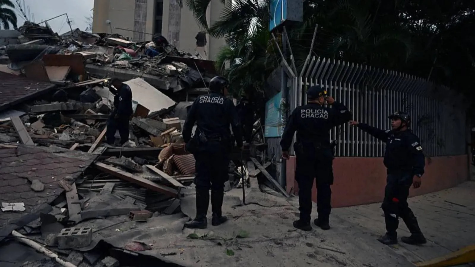Venezuela'yı 39 saniye arayla iki büyük deprem vurdu