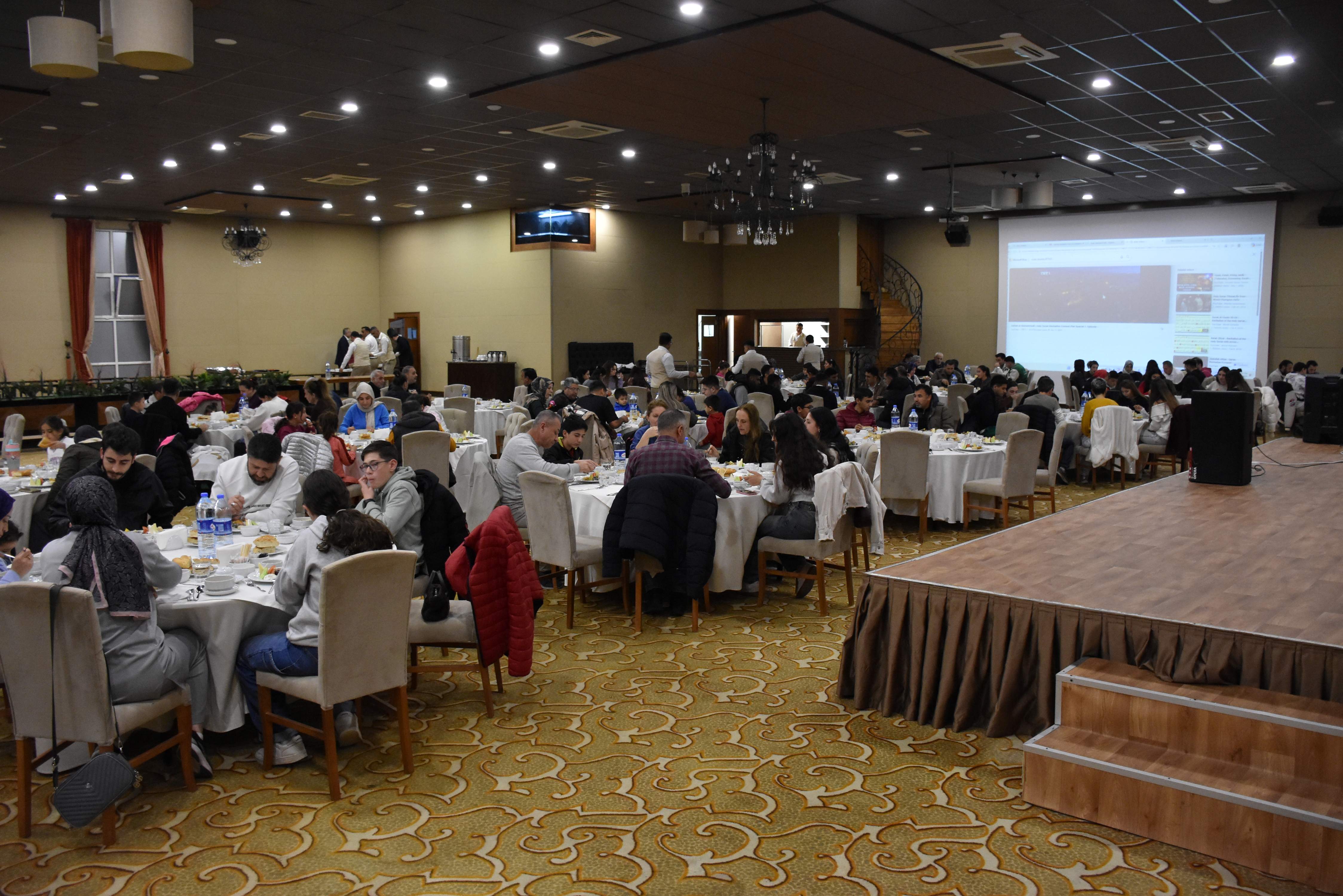 Girne’de, iftar yemeği programı Ramazan ayı boyunca ücretsiz devam edecek