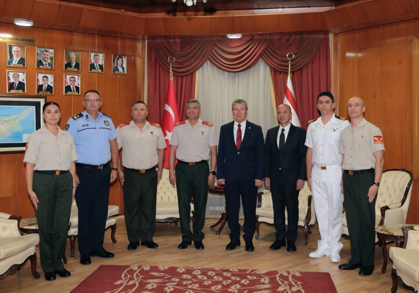 Başbakan Üstel, GKK Komutanı Tümgeneral Görgülü'yü kabul etti