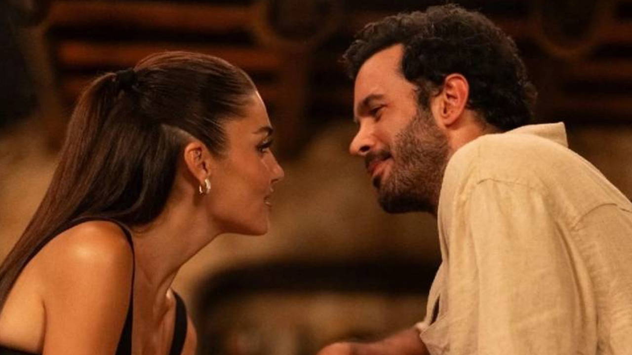 Hande Erçel ve Barış Arduç'un cesur sahneleri gündem oldu