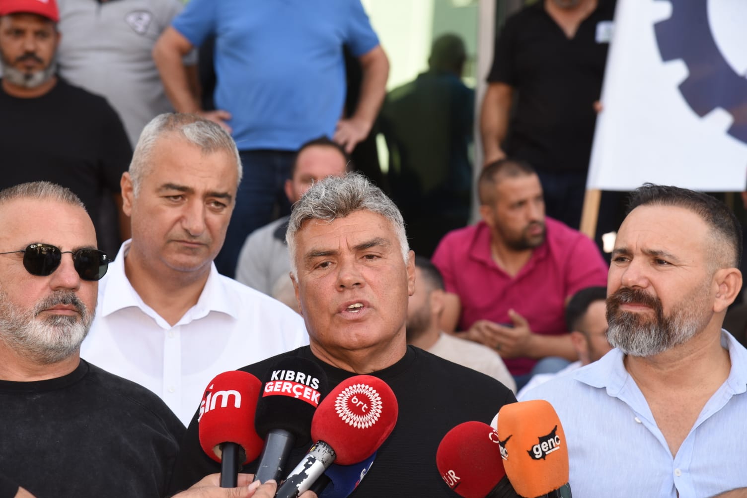 Koop-Sen, Koop-Süt, Zirai Levazım ve Binboğa Yem Kooperatifi’nde süresiz greve gitti