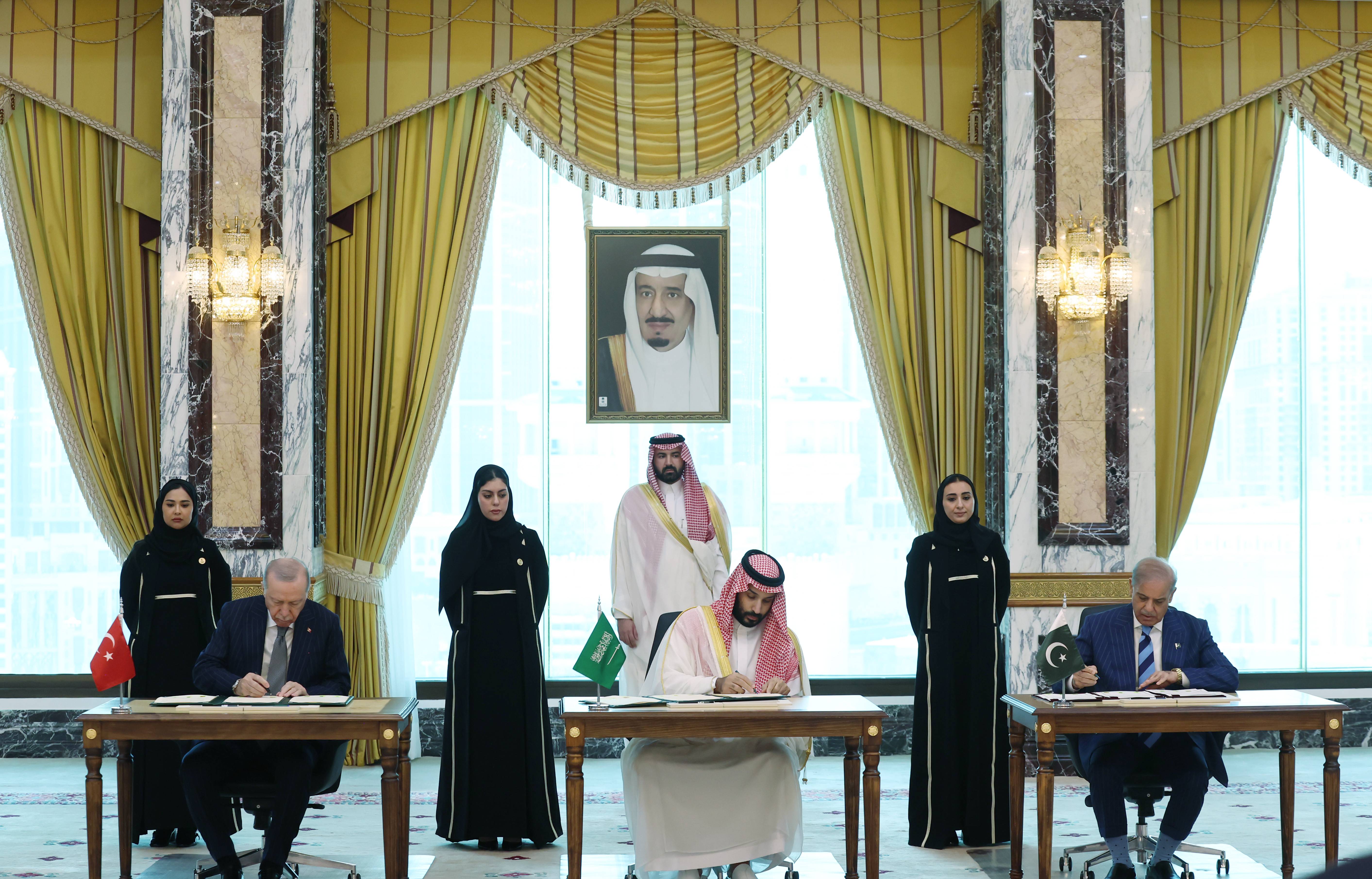 Türkiye, Suudi Arabistan ve Pakistan savunma anlaşması imzaladı
