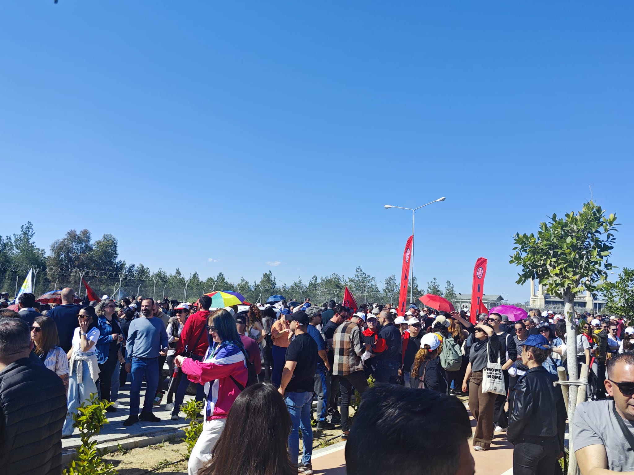 Genel grev ve eylemler yarın da devam edecek