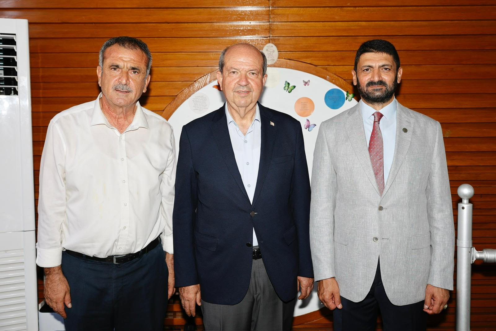Tatar, SAMTAY Vakfı’nın düzenlediği ödül törenine katıldı