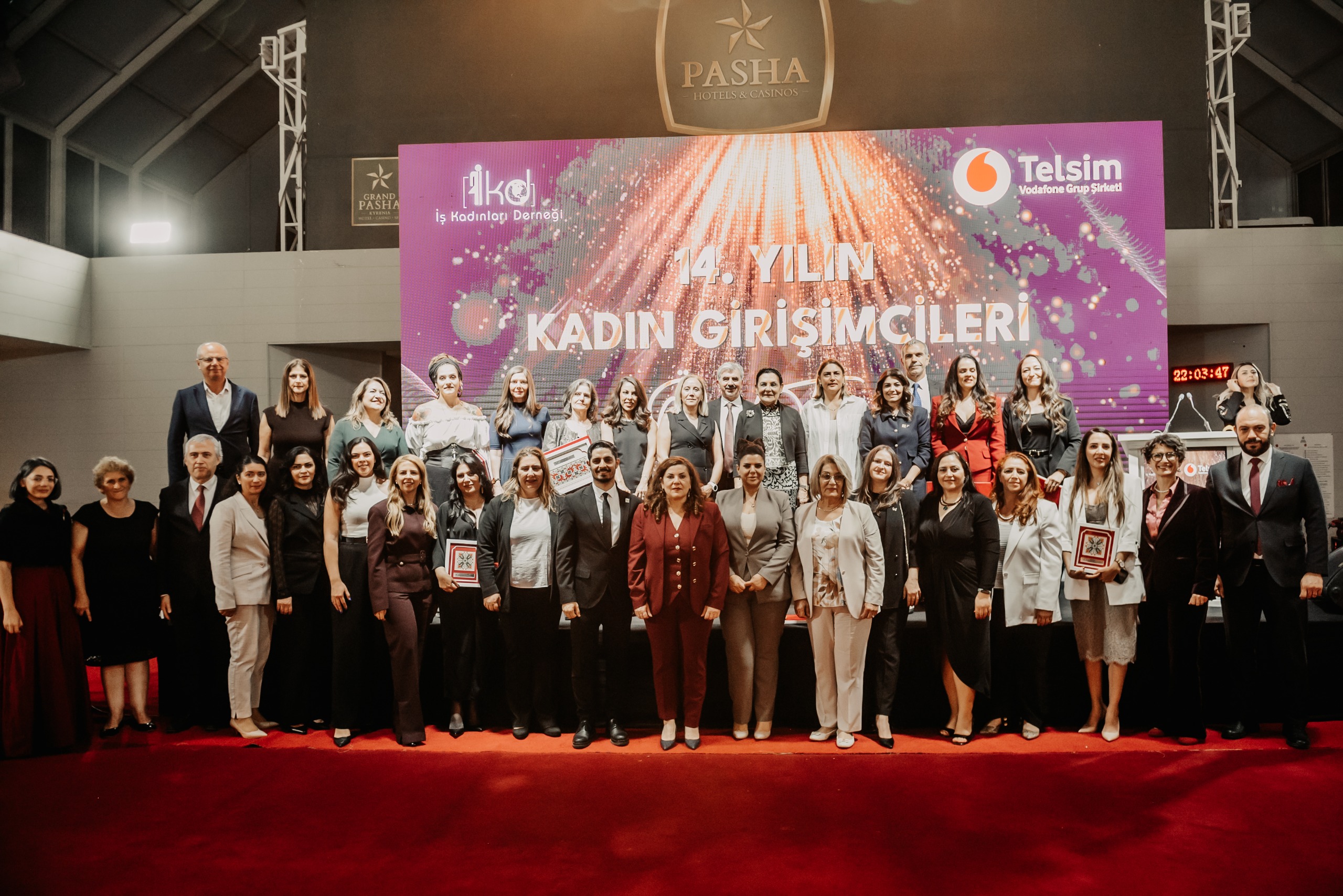 Kadın girişimcilere ödülleri verildi