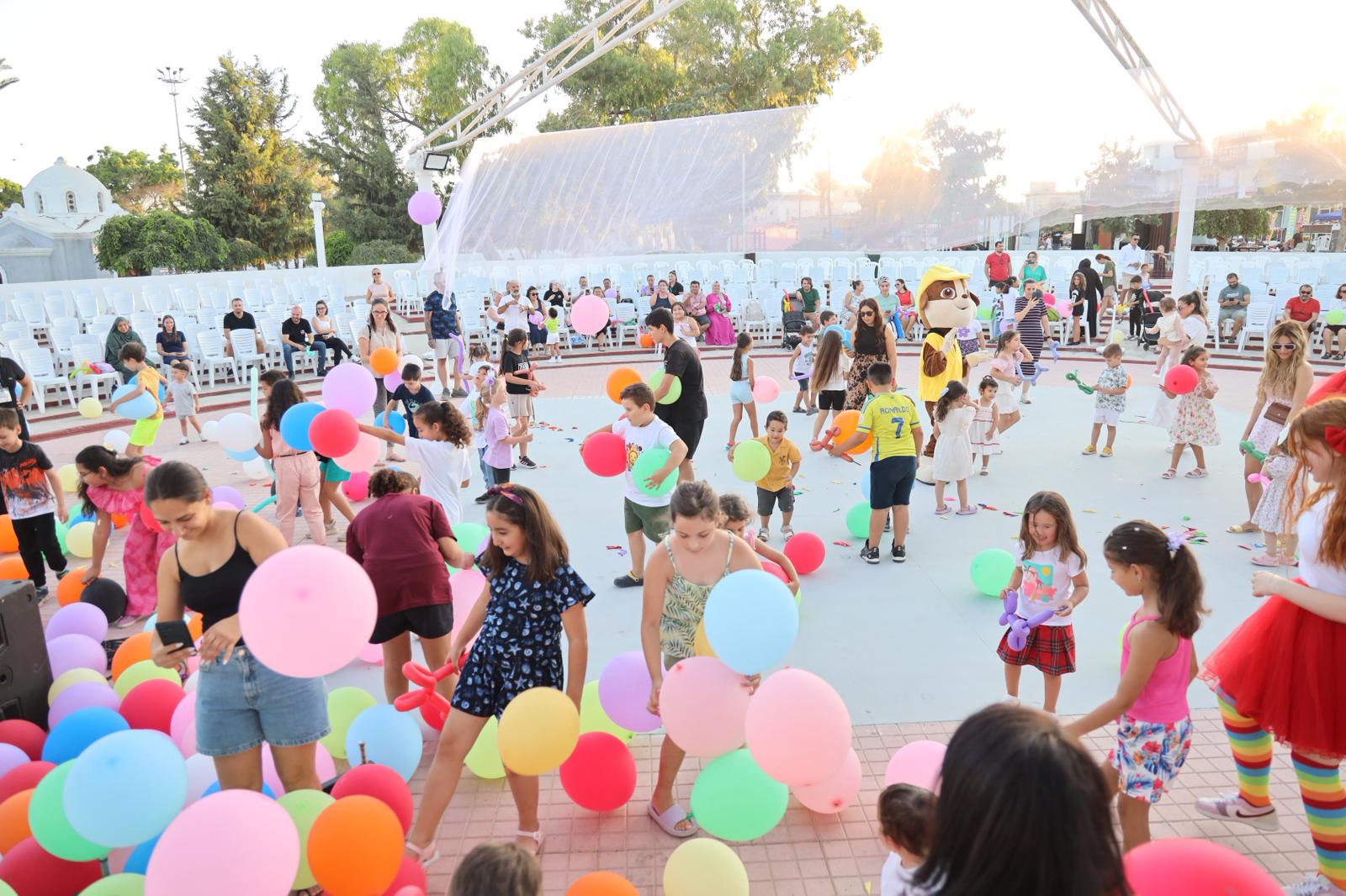 Çocuk şöleninde renkli ve neşeli anlar yaşandı