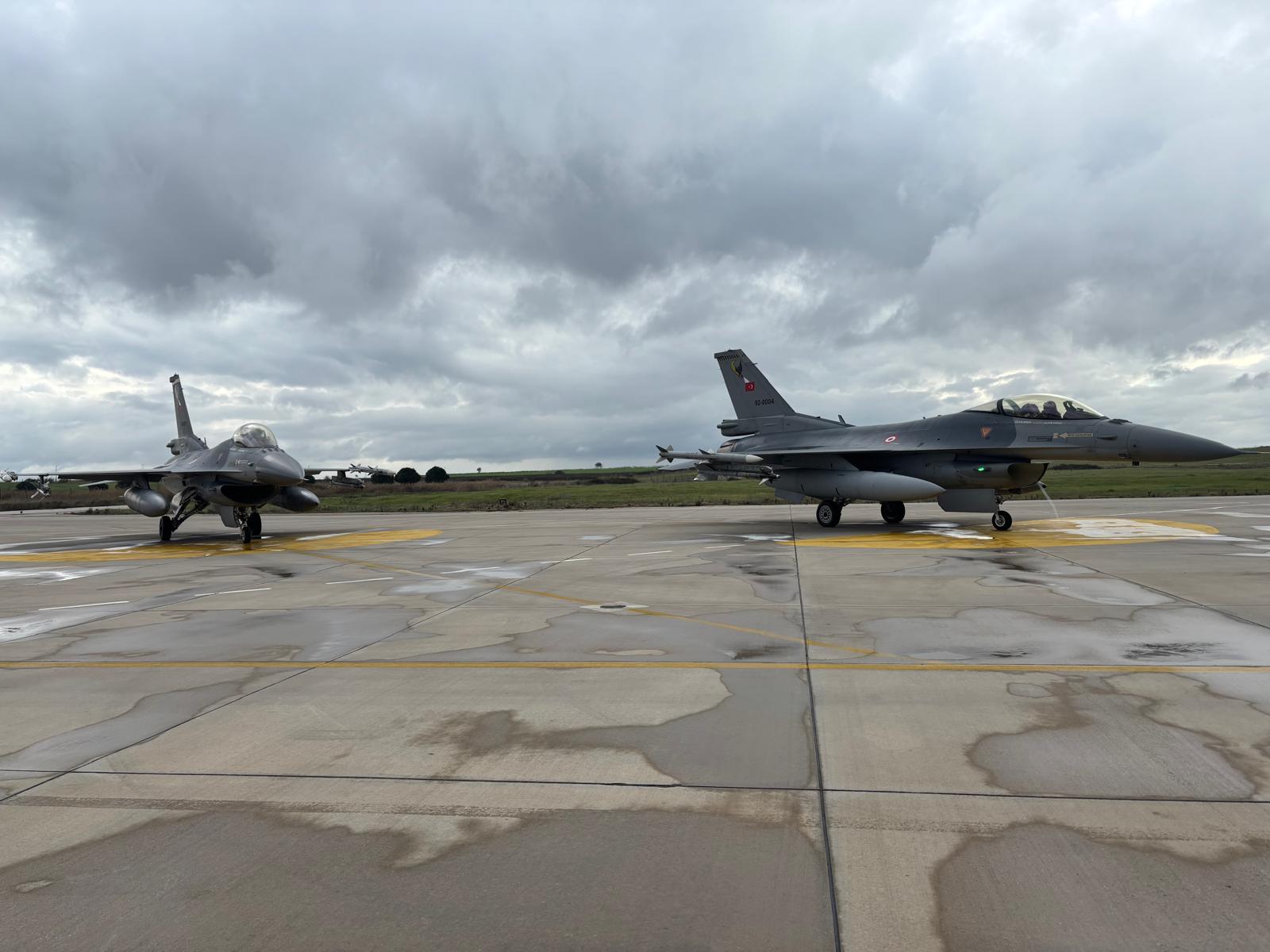 MSB: Türk Hava Kuvvetleri, Kıbrıs’ın güneyinde eğitim uçuşu yaptı