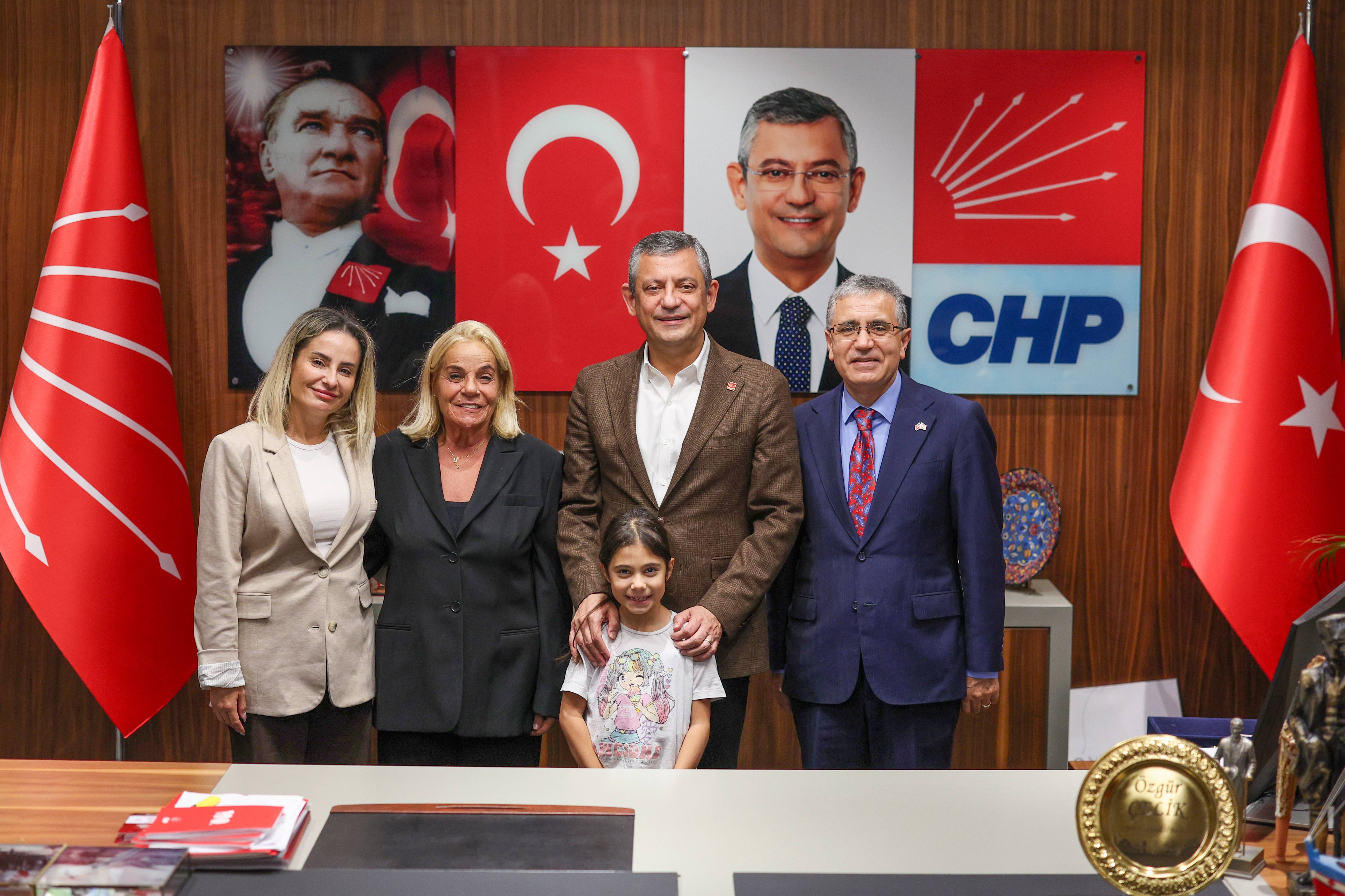 Denktaş ailesi, Özgür Özel ile görüştü