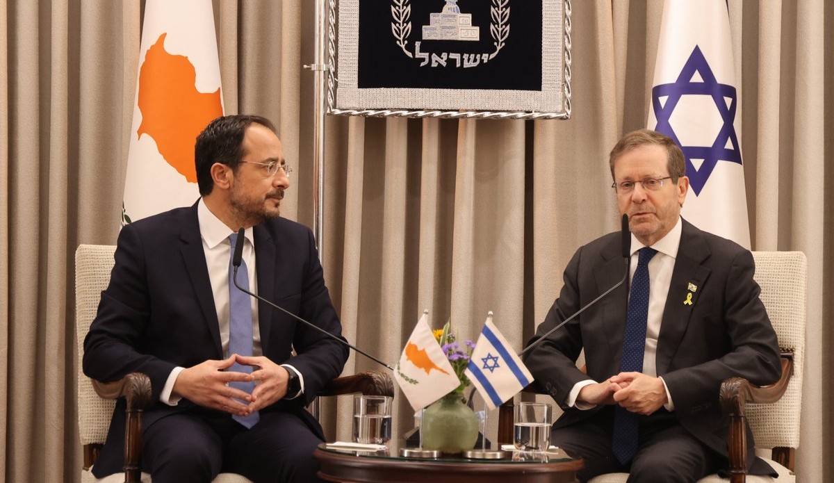 Hristodulidis İsrail’de Herzog ve Netanyahu ile görüştü