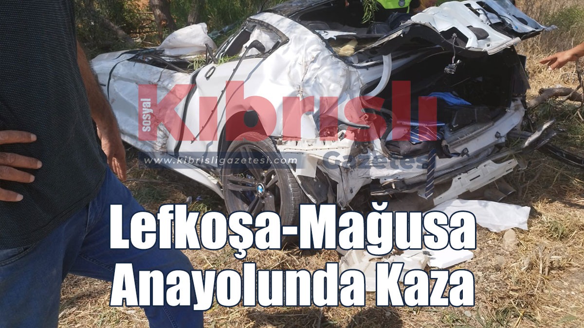 Akasya Ağaçlarına Çarptı