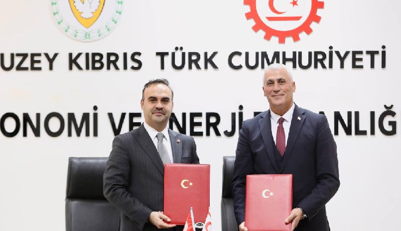 Bakan Kacır, Amcaoğlu ile bir araya geldi