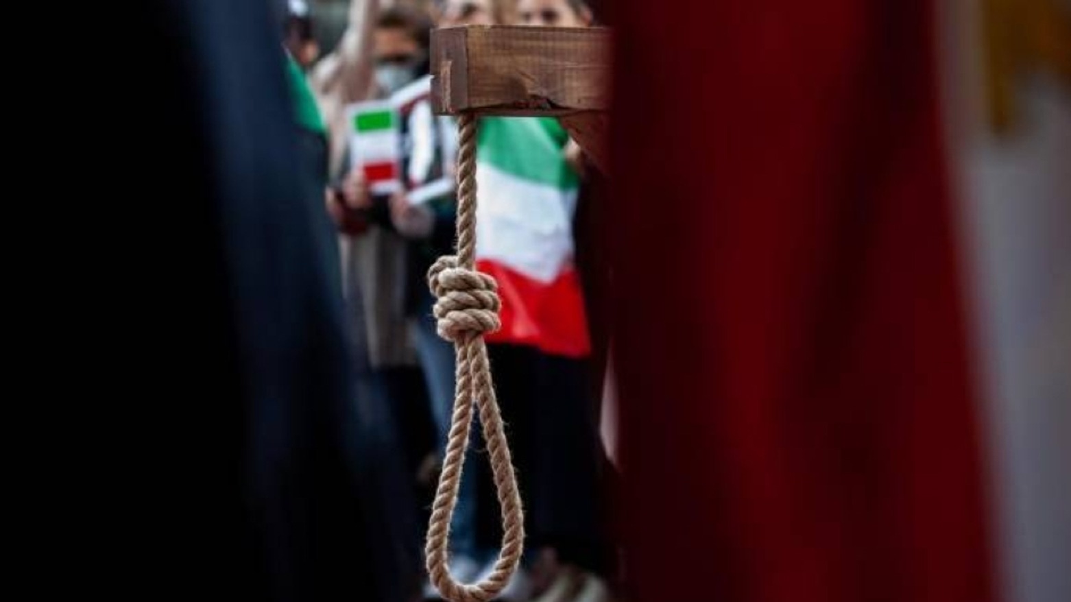 Üvey çocuğuna işkence ederek ölümüne neden olan kadın idam edildi