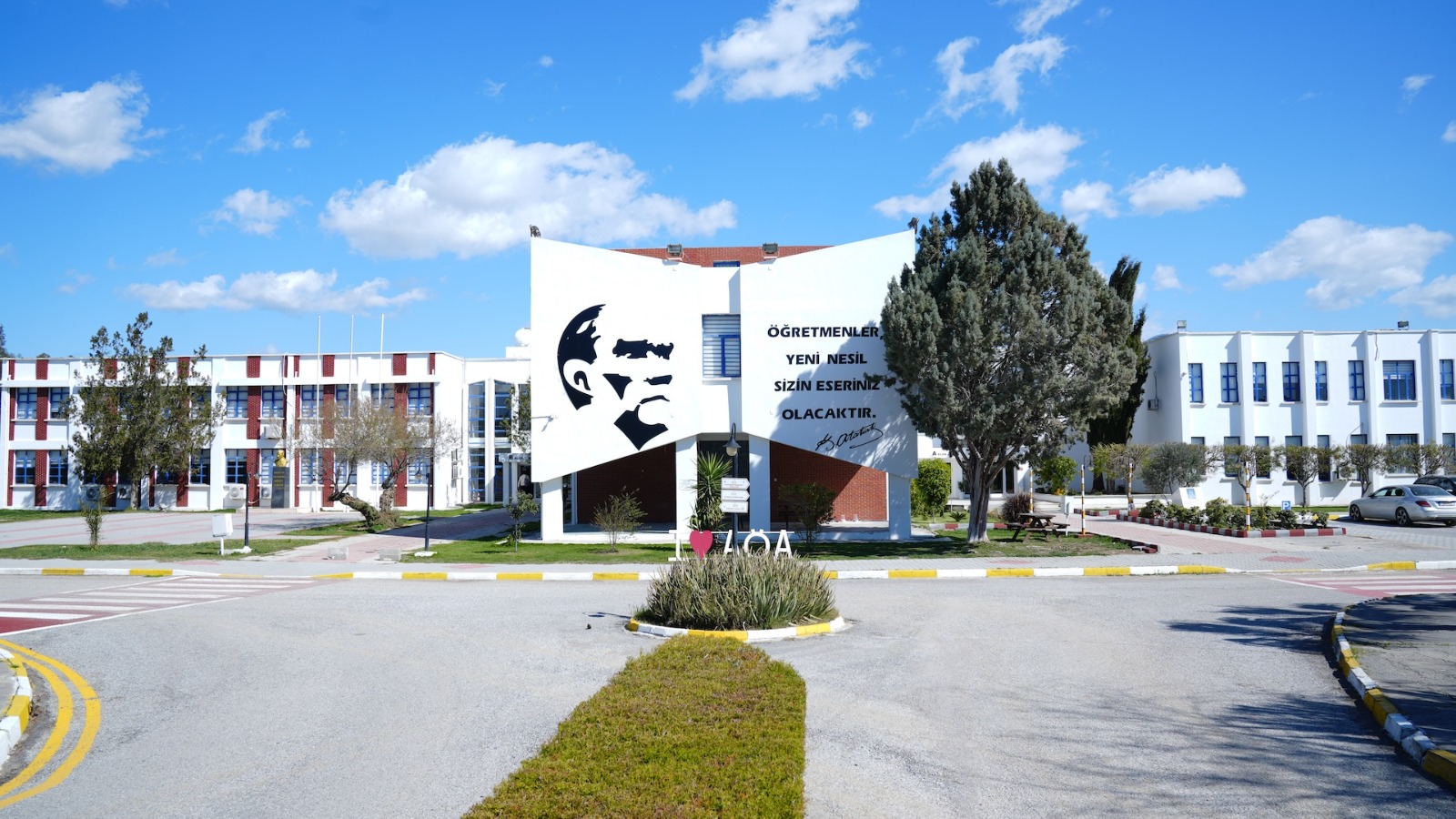 AÖA Öğrencileri: Akademinin değerinin düşürülmesine izin vermeyeceğiz