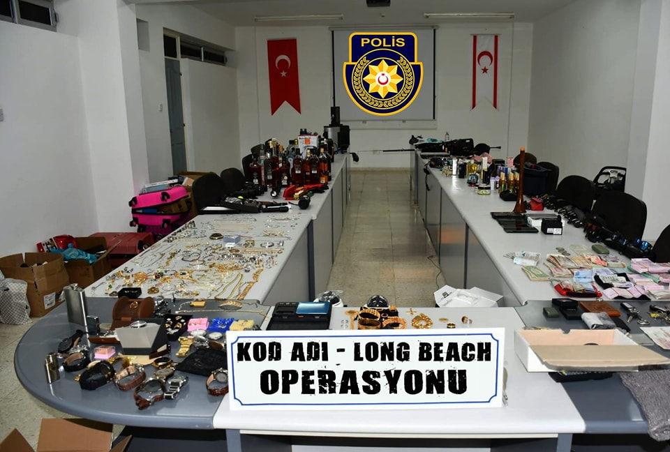 Polisten "Kod Adı - Long Beach" Operasyonu: Çalıntı birçok eşya bulundu