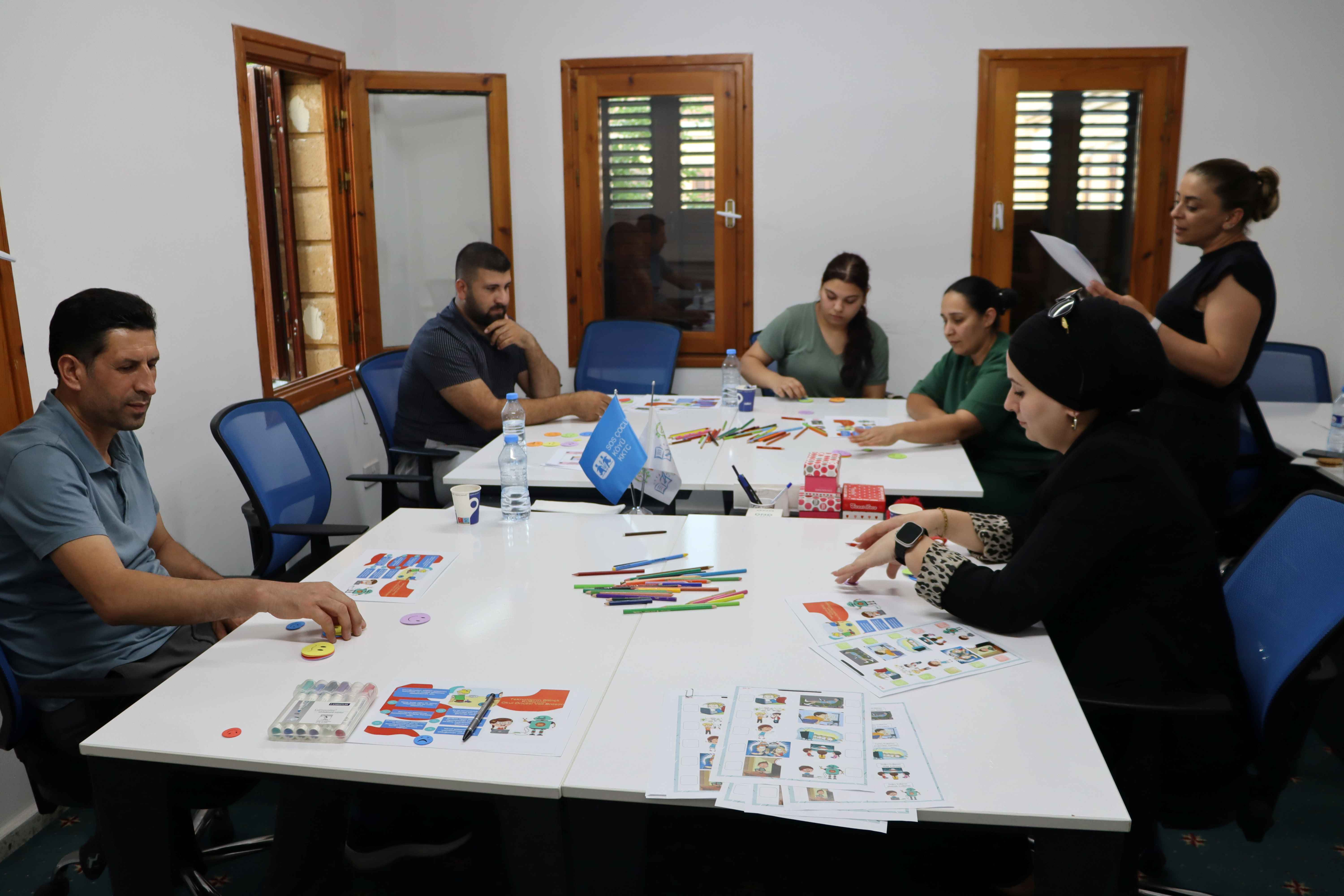 SOS Çocukköyü Derneği’nin aile destek grupları için kayıtlar devam ediyor